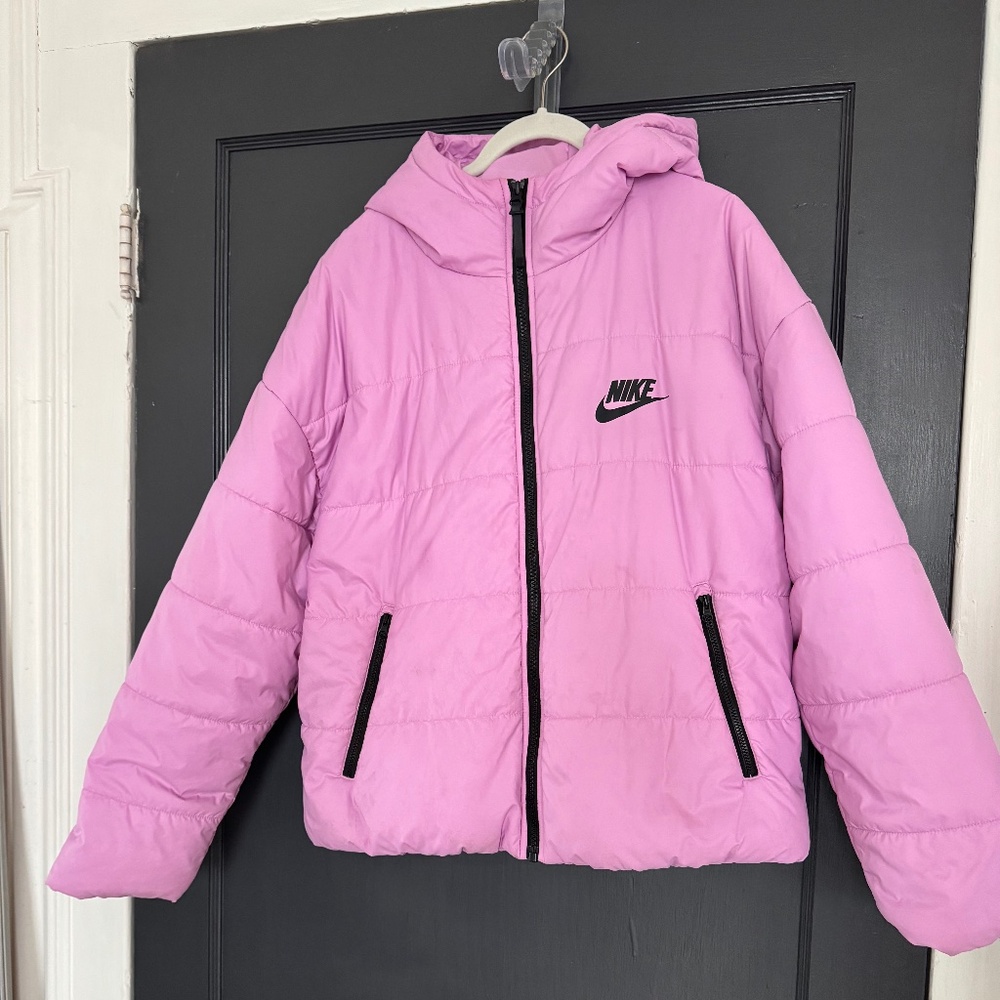 Nike Sportswear Women's Pink Hooded Full Zip Puffer Jacket